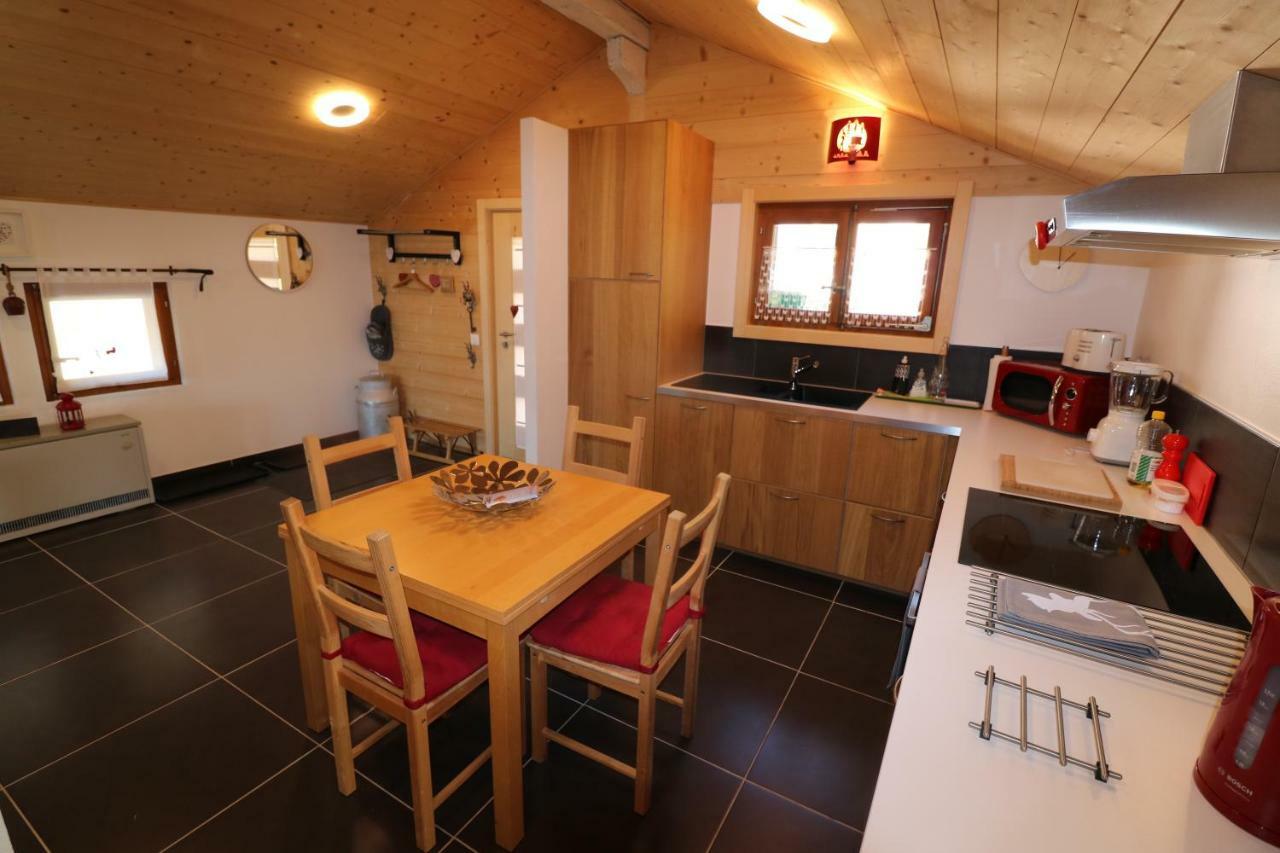 Chalet Rouge Coeur Bex Buitenkant foto