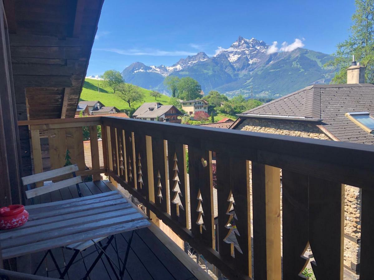Chalet Rouge Coeur Bex Buitenkant foto